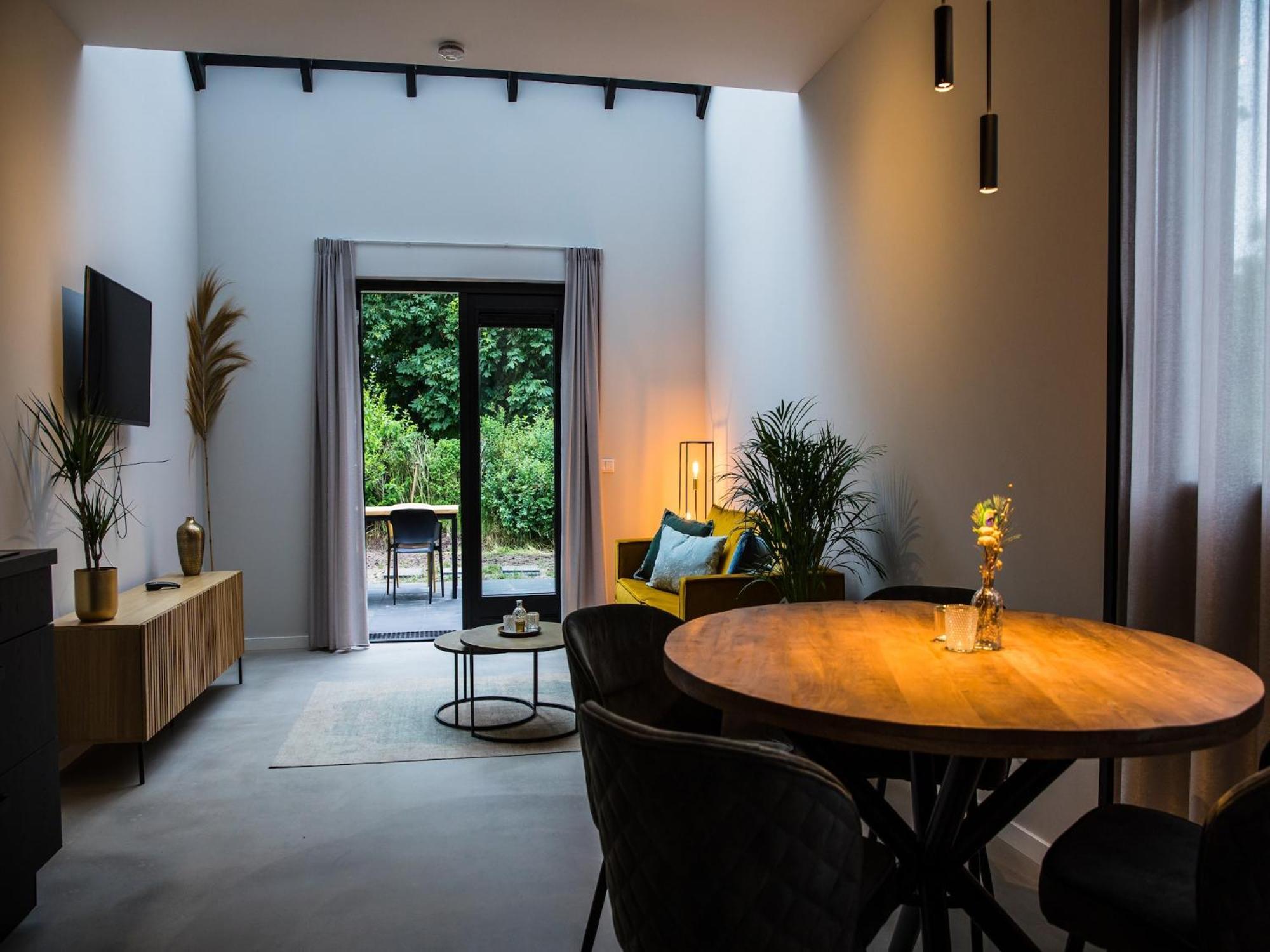 Cozy Holiday Home In Vrouwenpolder Close To The Beach Luaran gambar