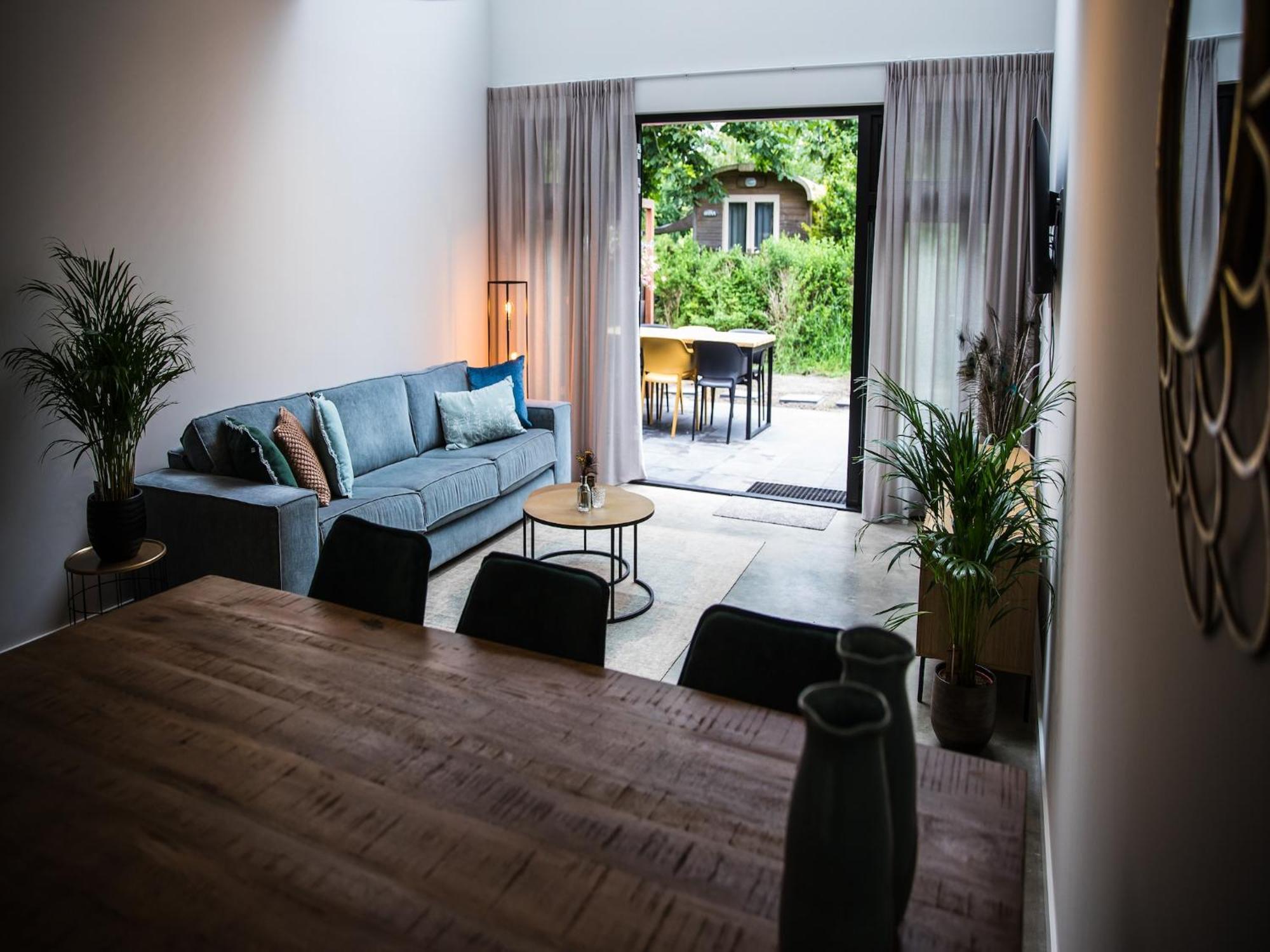 Cozy Holiday Home In Vrouwenpolder Close To The Beach Luaran gambar