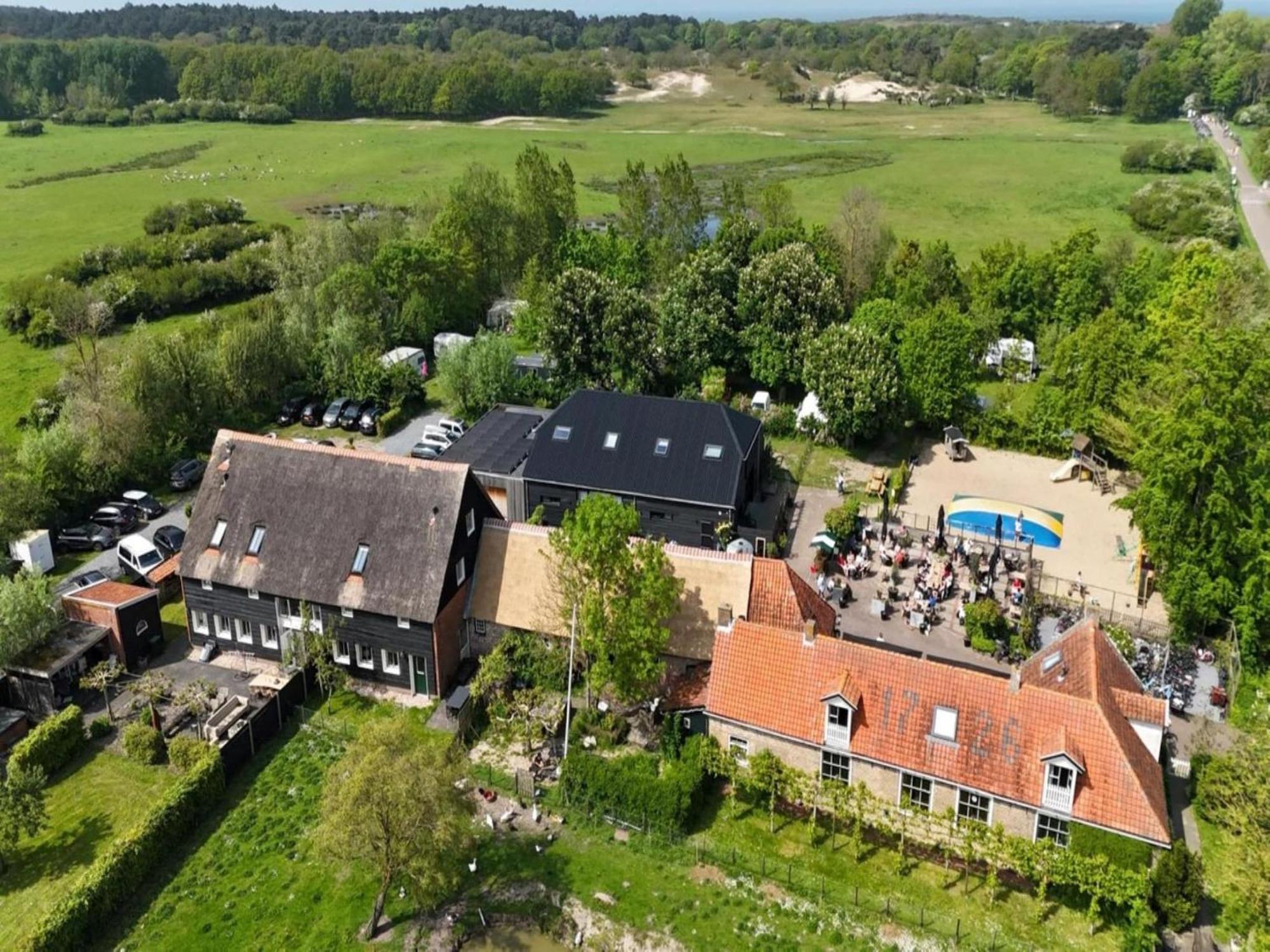 Cozy Holiday Home In Vrouwenpolder Close To The Beach Luaran gambar
