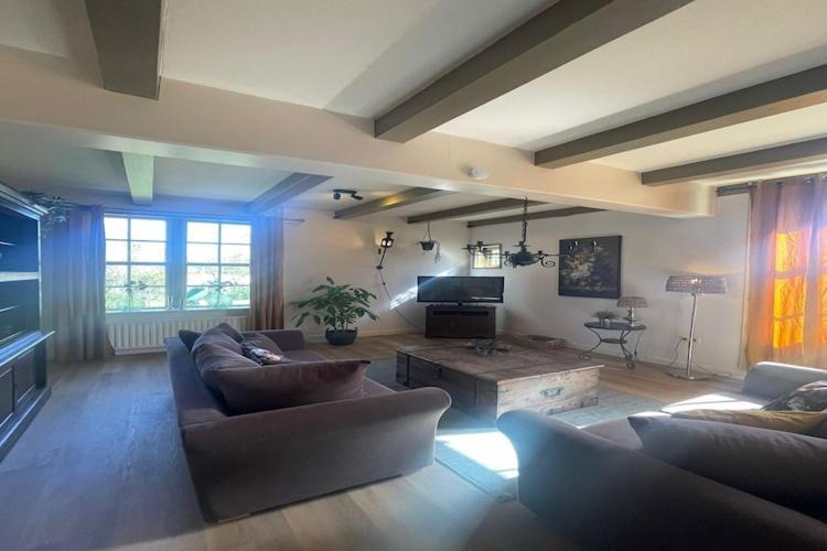 Cozy Holiday Home In Vrouwenpolder Close To The Beach Luaran gambar