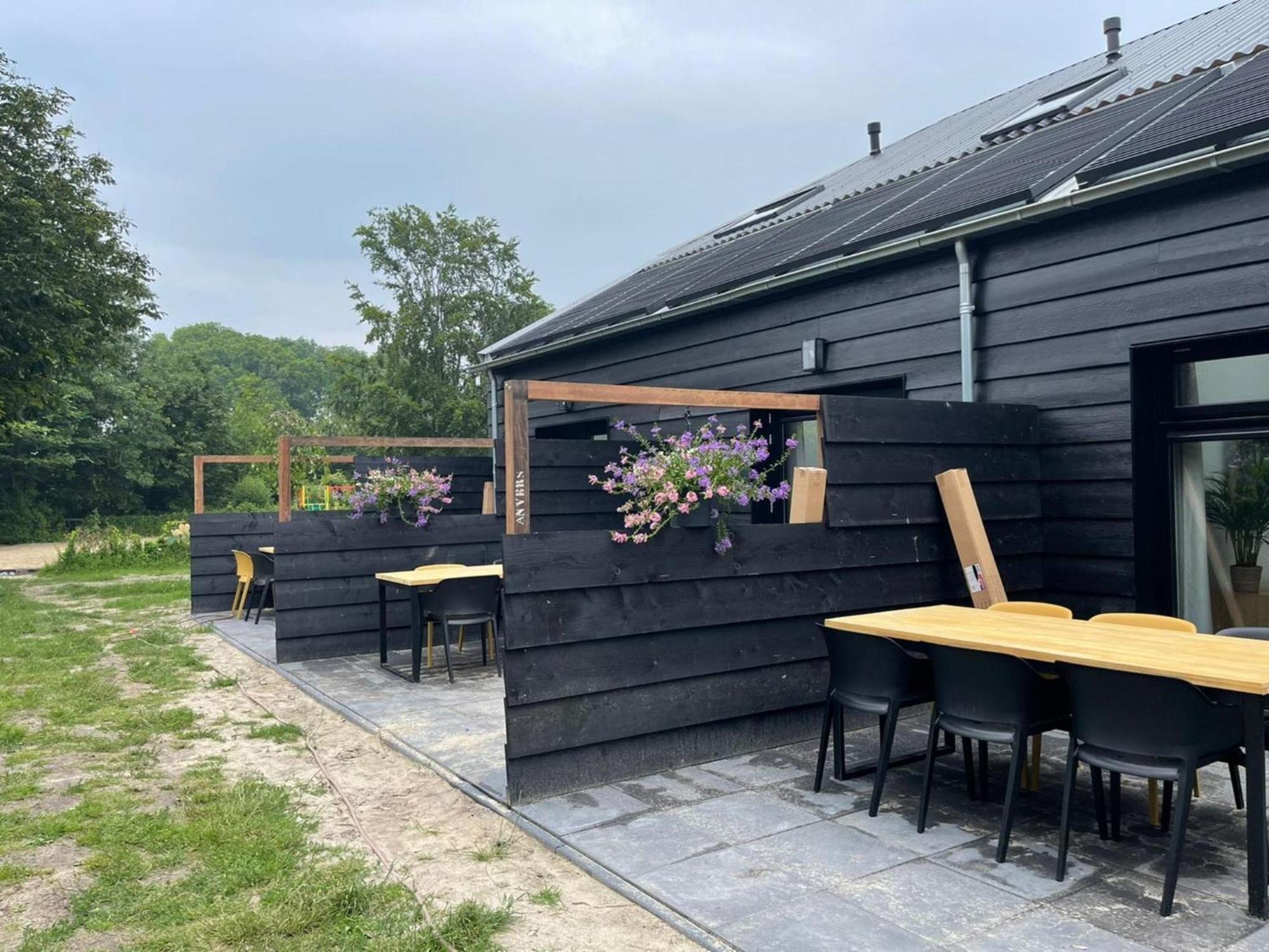 Cozy Holiday Home In Vrouwenpolder Close To The Beach Luaran gambar